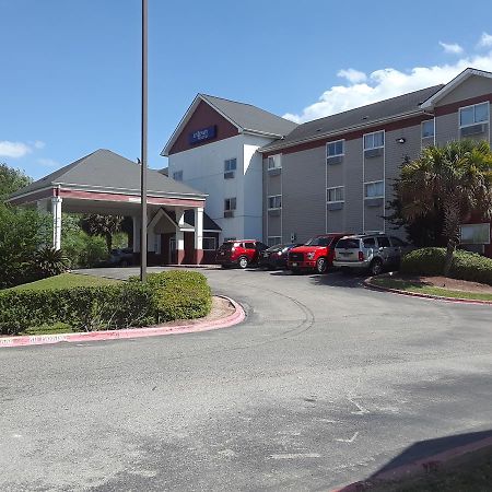 Intown Suites Houston Intercontinental Bagian luar foto