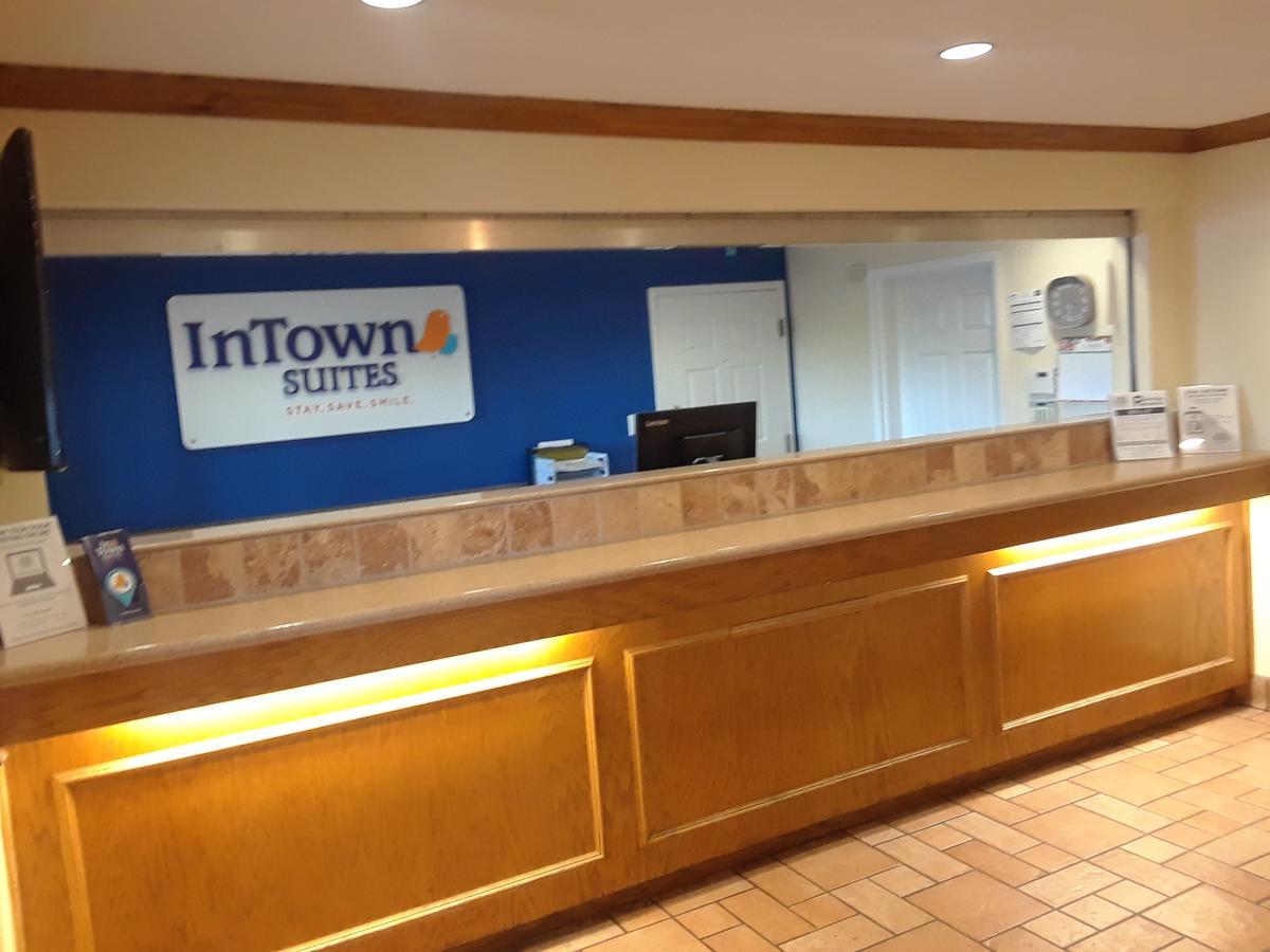 Intown Suites Houston Intercontinental Bagian luar foto
